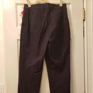 SPANX Polished Ankle Slim Pant in Black with pockets on back, Size Medium Tall